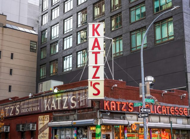 kat's deli exterior