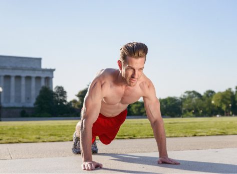 5 Strength Exercises Men Should Do Every Day To Stay Fit