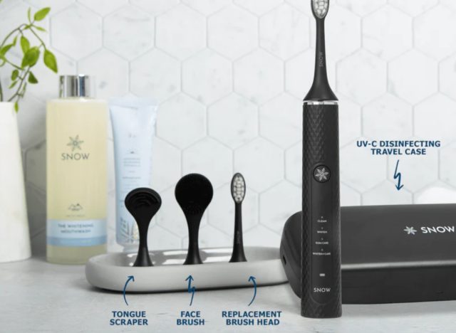 SNOW electric toothbrush set