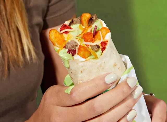 taco bell chile verde fries burrito