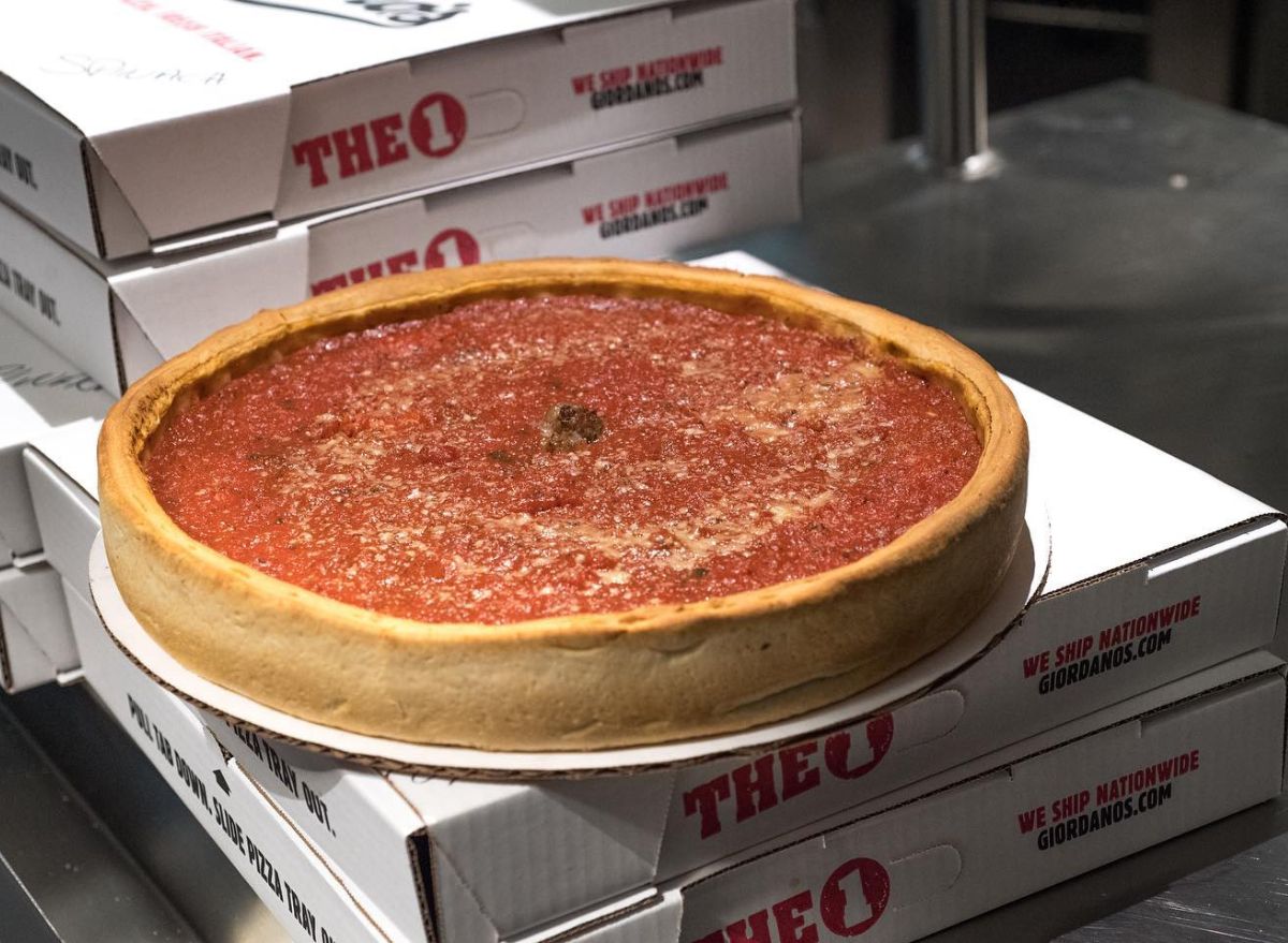 7 Best DeepDish Pizzas in Chicago