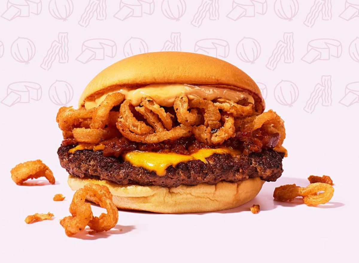 6 New FastFood Items You Can Finally Try This Week
