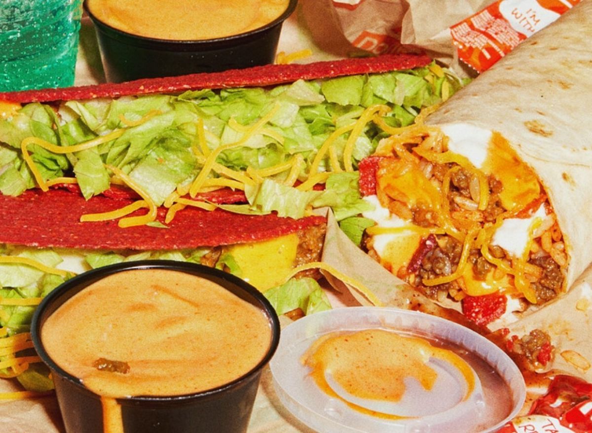 The Tastiest Fast Food Items You Can Get For $1 Or Less