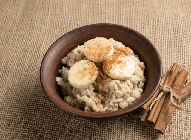 banana cinnamon oatmeal