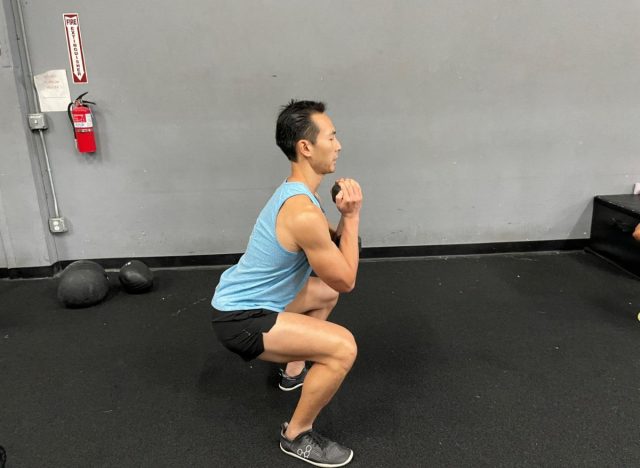 dumbbell goblet squat