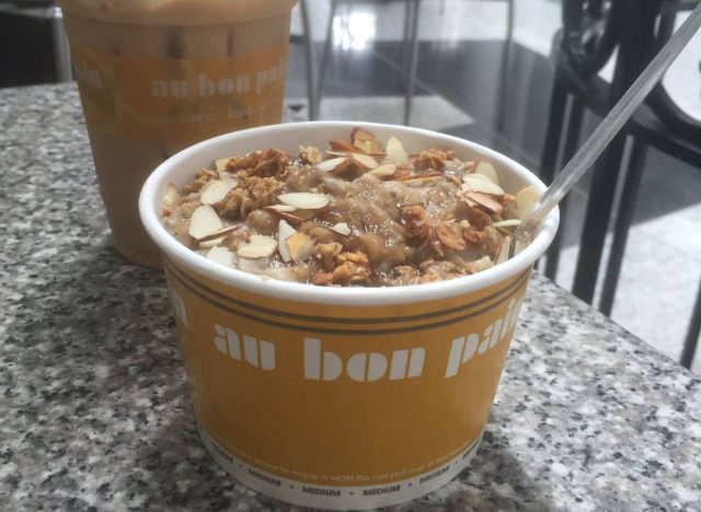 make your own oatmeal Au Bon Pain