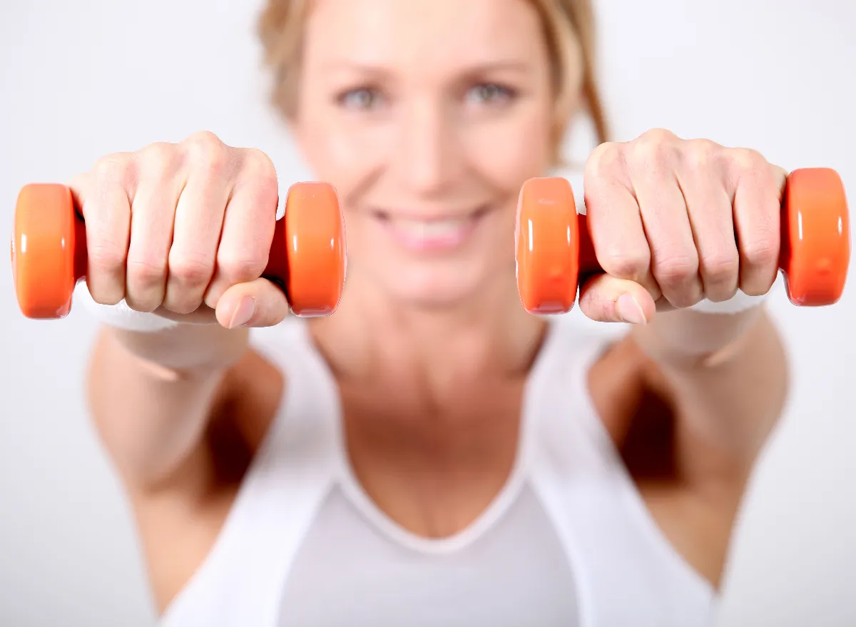 Light vs. Heavy: What Weights Are Best for Toned Arms?