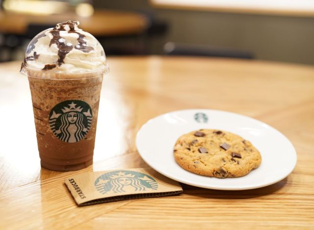 Starbucks frappuccino and cookie