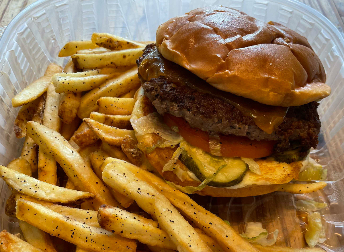 DineIn Burger Taste Test Applebee's, Chili's, TGI Fridays & More