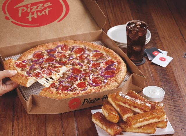 pizza hut cinnamon breadsticks