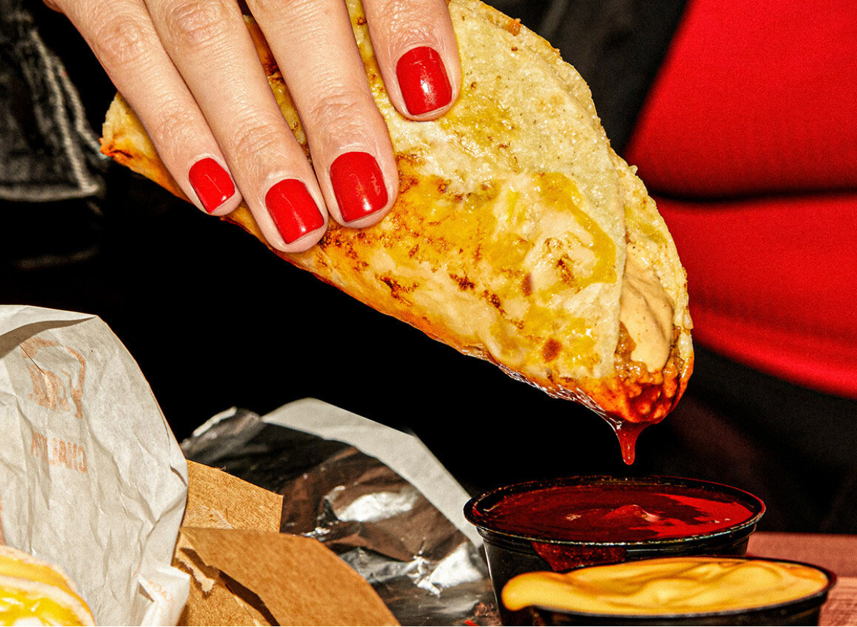 taco bell grilled cheese dipping taco