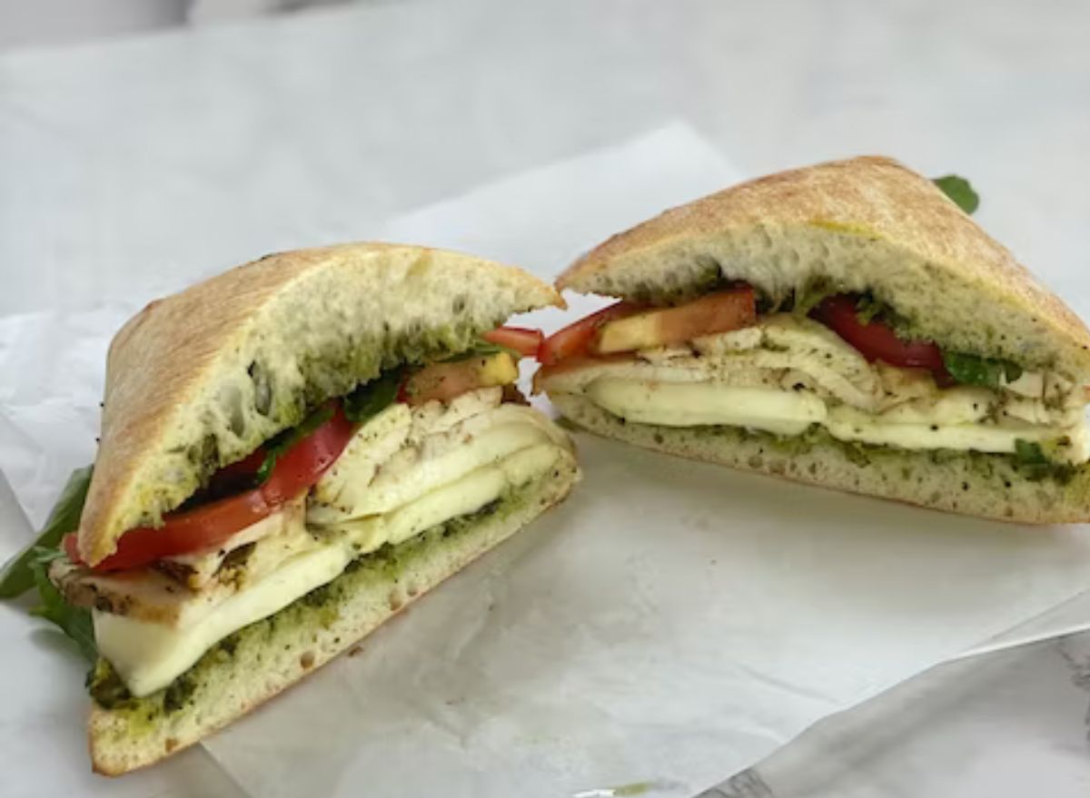 8 Healthiest FastFood Sandwiches, According to RDs