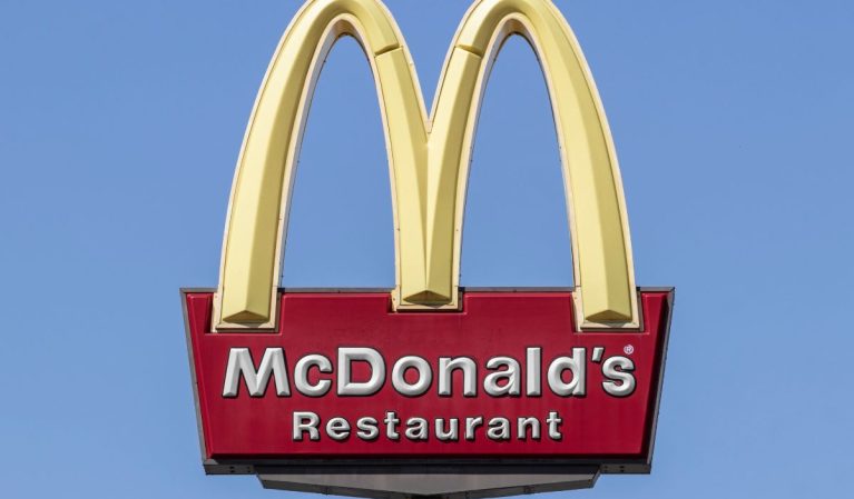 McDonald's sign