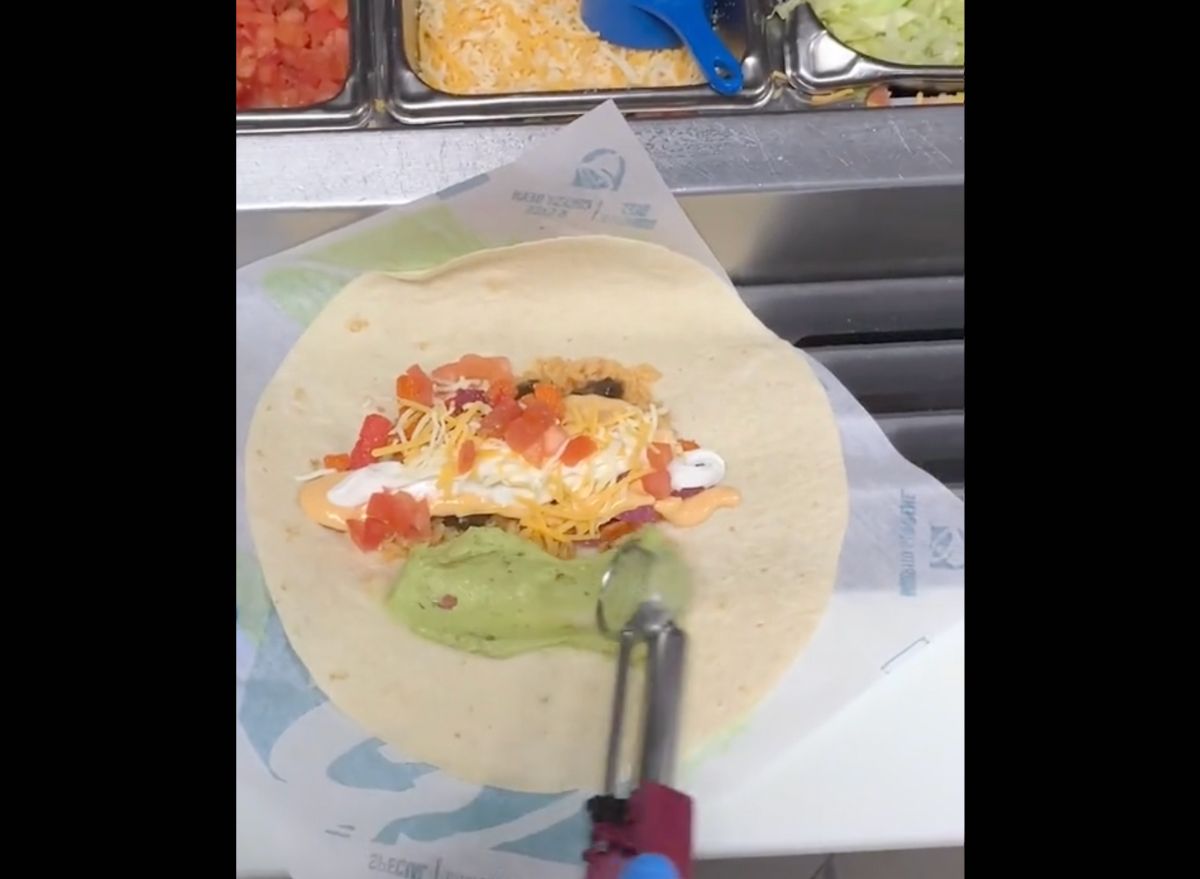 5 Best Items On the Taco Bell Menu Right Now, Per Customers