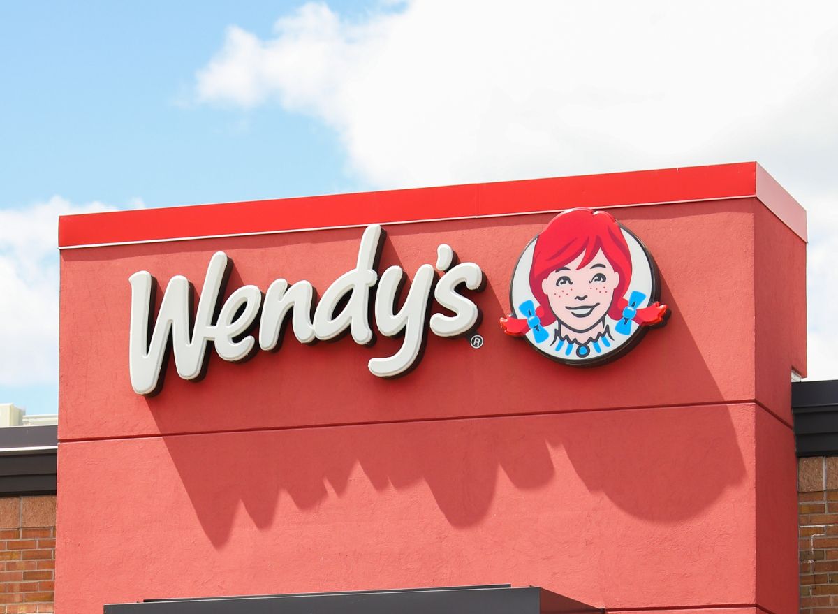 Wendy's sign