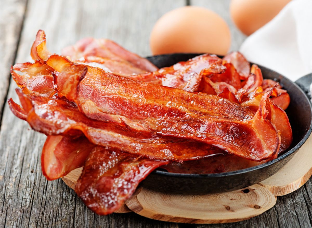 Is Bacon good for health? or bad? Health Benefits of Bacons 