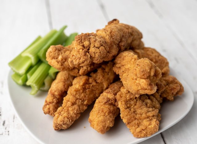 chicken tenders with celery veggie sticks