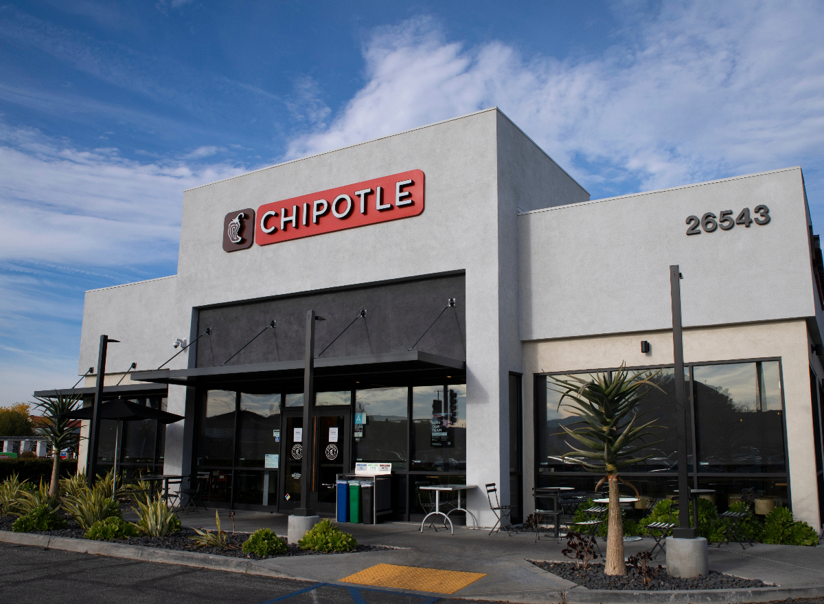 8 FastFood Chains With the Best Secret Menus