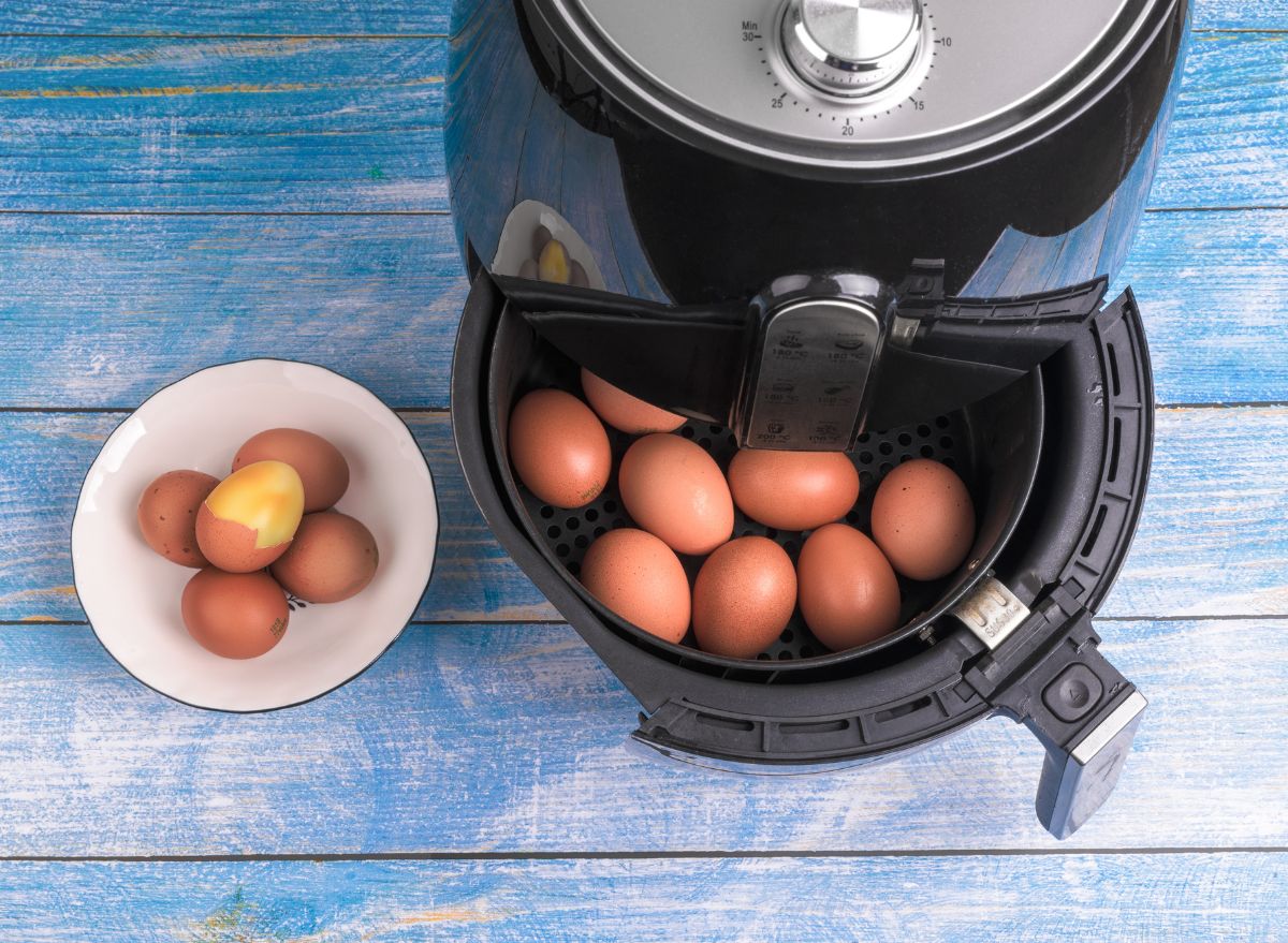 eggs inside air fryer