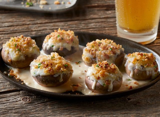 longhorn steakhouse white cheddar stuffed mushrooms