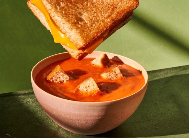 panera value duet grilled cheese and tomato soup