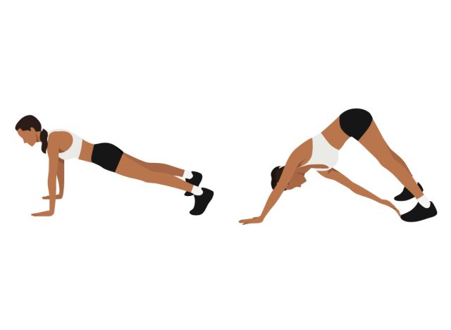 plank toe touches, at-home exercises for women to get rid of their armpit pooch