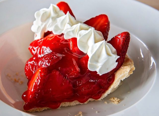 shoney's strawberry pie