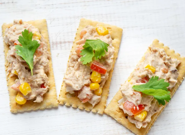 tuna salad crackers