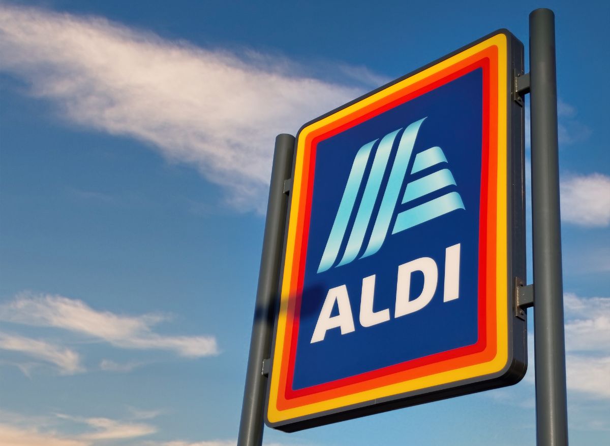 Aldi sign