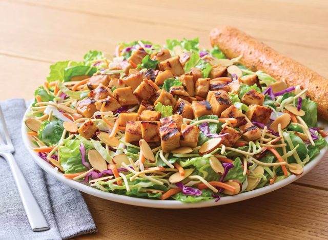 Applebee's Oriental chicken salad