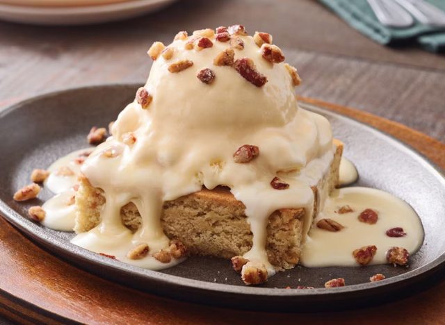 Applebee's Sizzlin' Butter Pecan Blondie