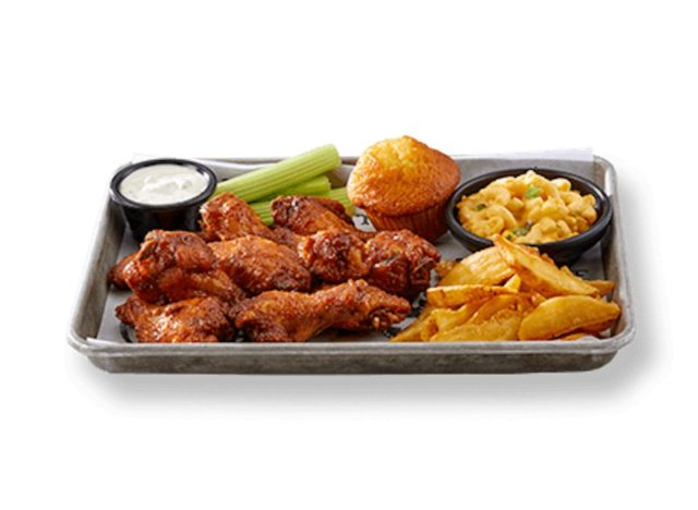 Famous Dave's Wing platter