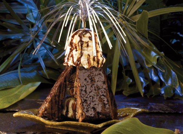 Rainforest Cafe Sparkling Lava Cake