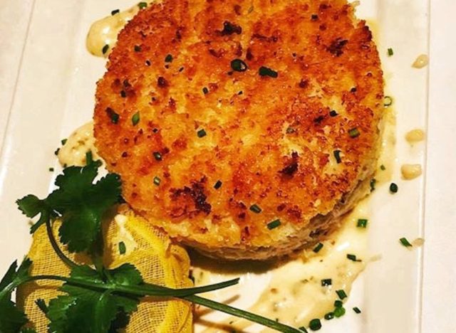 eddie v crab cake