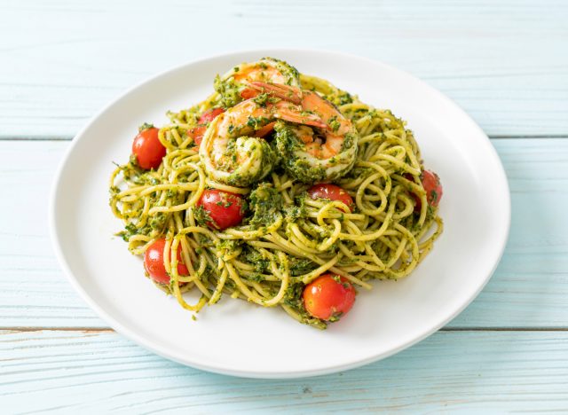 pesto shrimp pasta