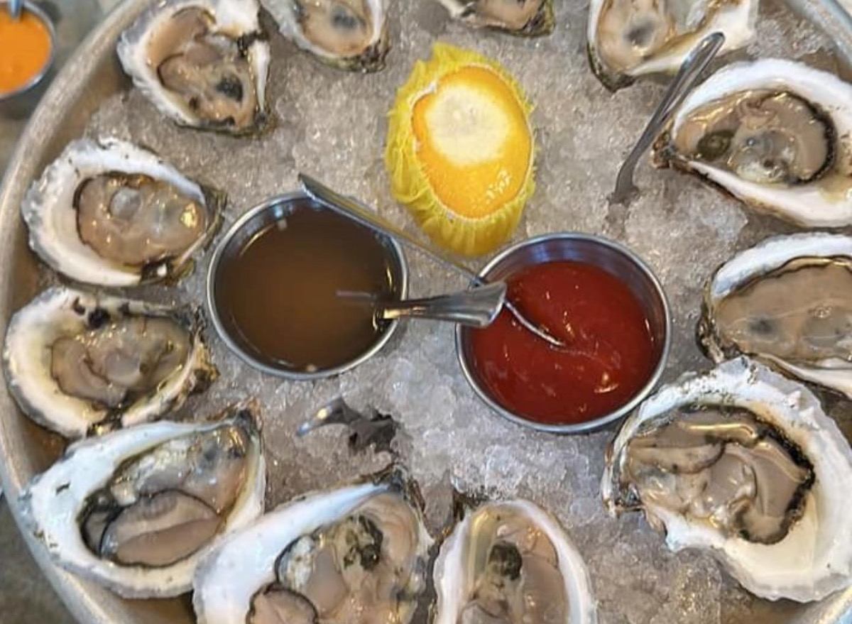 10 Seafood Chains That Serve the Highest Quality Fish