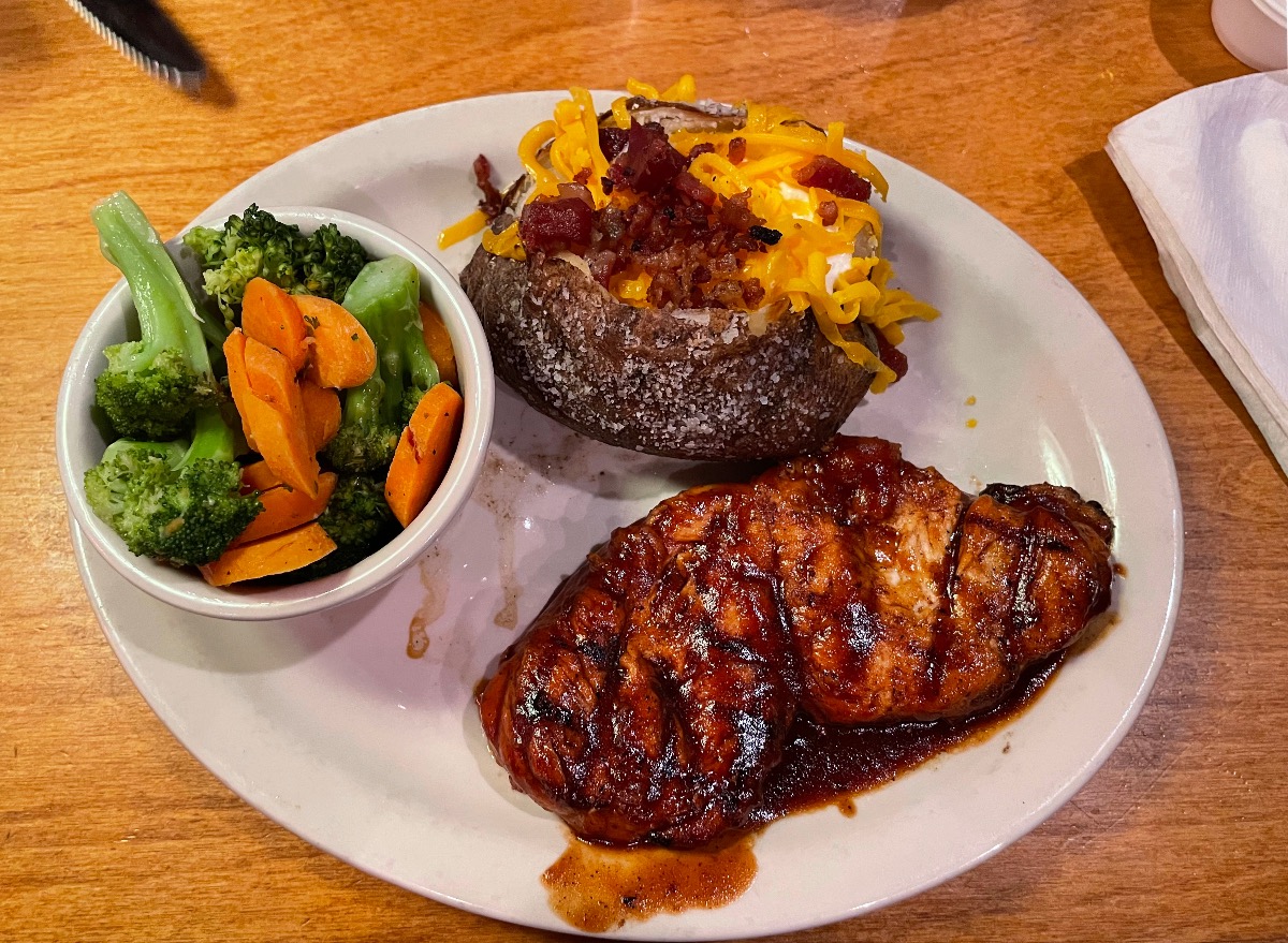 The 1 Best Chicken Dish at Texas Roadhouse in 2023