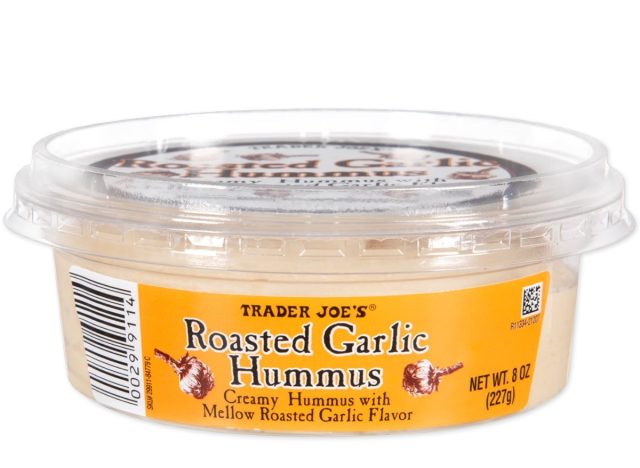 trader joe's garlic hummus