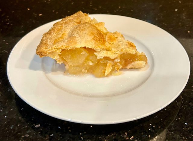 whole foods apple pie slice
