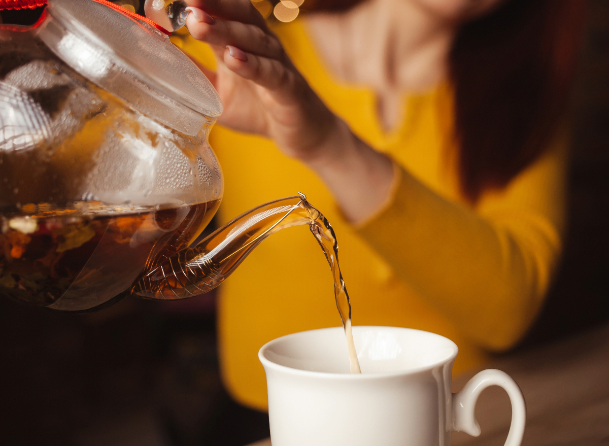 woman pouring tea, concept of tips for faster weight loss after 40