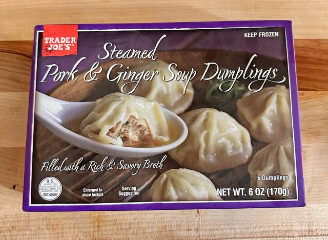 Trader Joe's Steamed Chicken Soup Dumplings (Pack of 8) - Frozen White  Chicken Meat Filled with a Rich and Savory Broth - Delicious Frozen Meal 