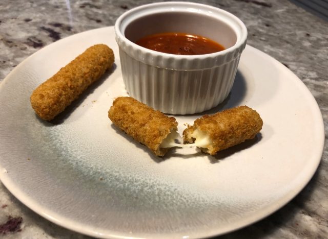 kroger mozzerella sticks