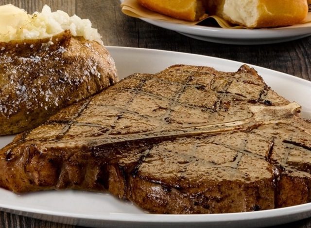 logan's roadhouse porterhouse