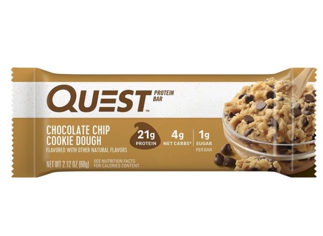 quest chocolate chip cookie dough bar