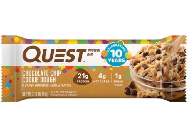 quest chocolate chip cookie dough protein bar