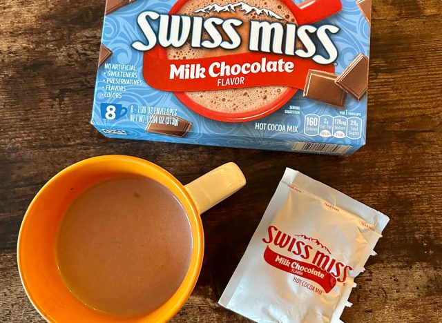 swiss miss milk chocolate hot chocolate