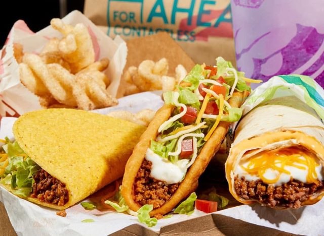 Taco Bell $5 Cravings Box