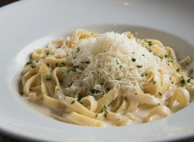 biaggi's fettucine alfredo