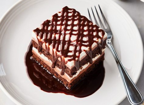 11 Most Iconic Restaurant Chain Desserts of All Time