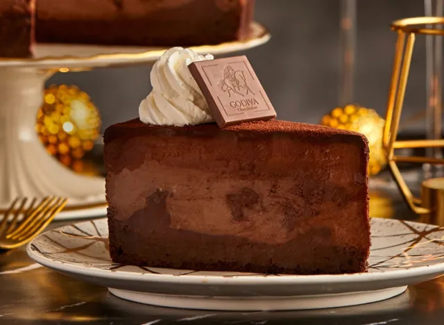 cheesecake factory godiva chocolate cheesecake